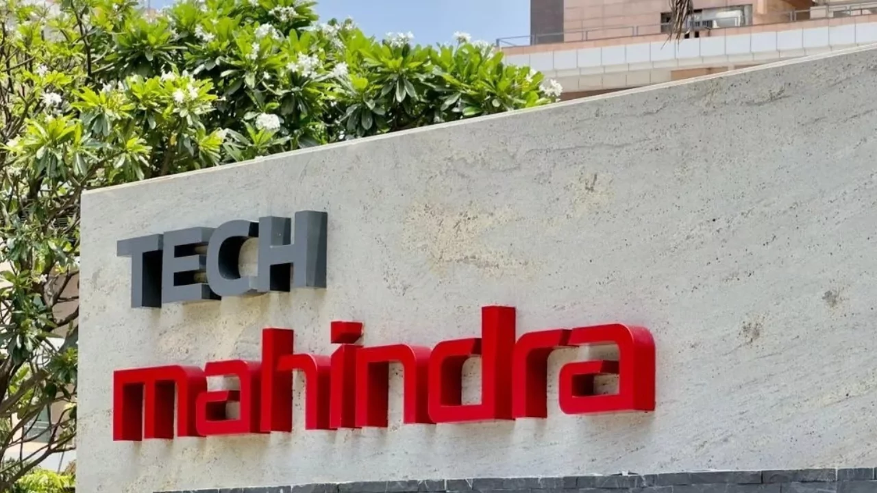Tech Mahindra Hiring Freshers | Chat Process & Service Desk Roles